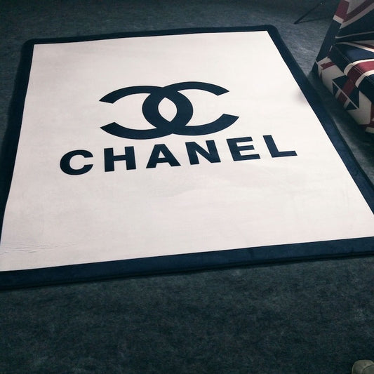 Simple Plain Black White Chanel Logo Design Home Decoration Rectangle Area Rugs (A003)