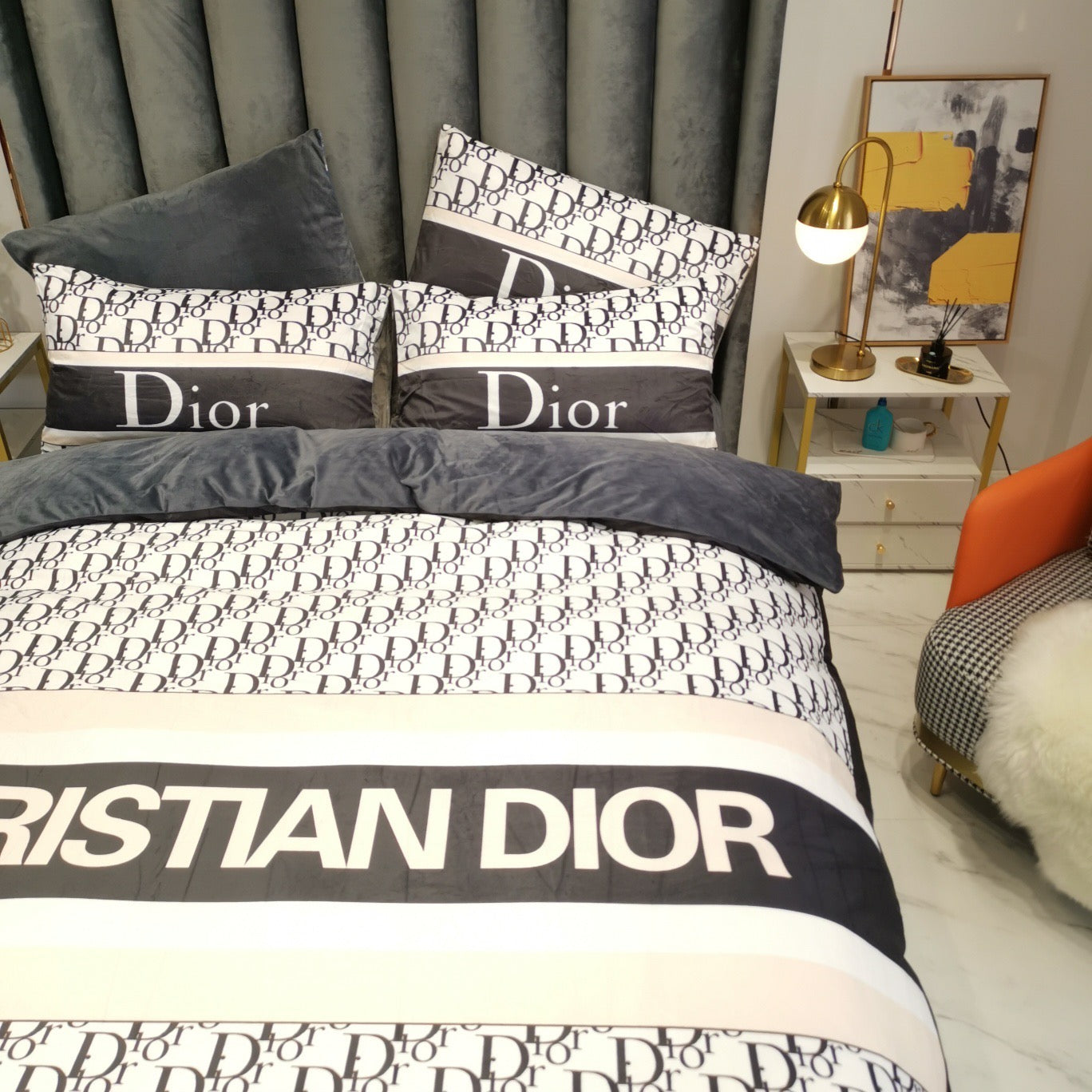 Luxury Branded Logo Classic Christian Dior Design Bed Sheet Crystal Velvet 4 Pieces Bedding Set