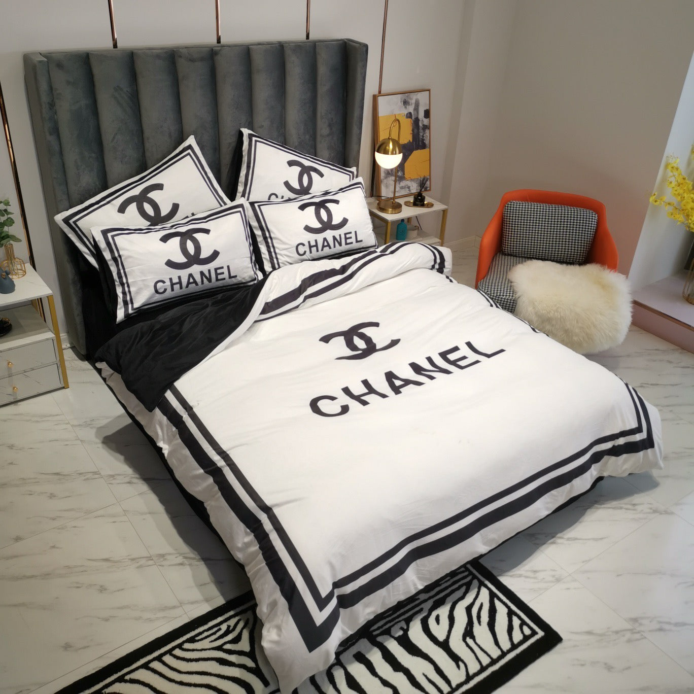 Classic Double C Chanel Luxury Branded Logo Black White Design Bed Sheet Crystal Velvet Bedding Set