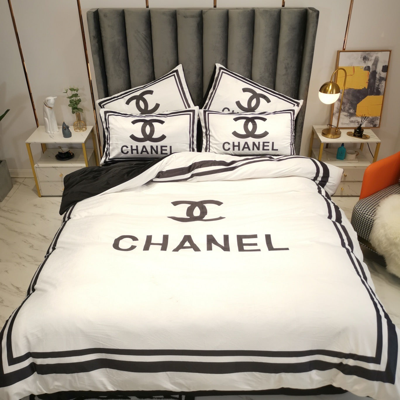 Classic Double C Chanel Luxury Branded Logo Black White Design Bed Sheet Crystal Velvet Bedding Set