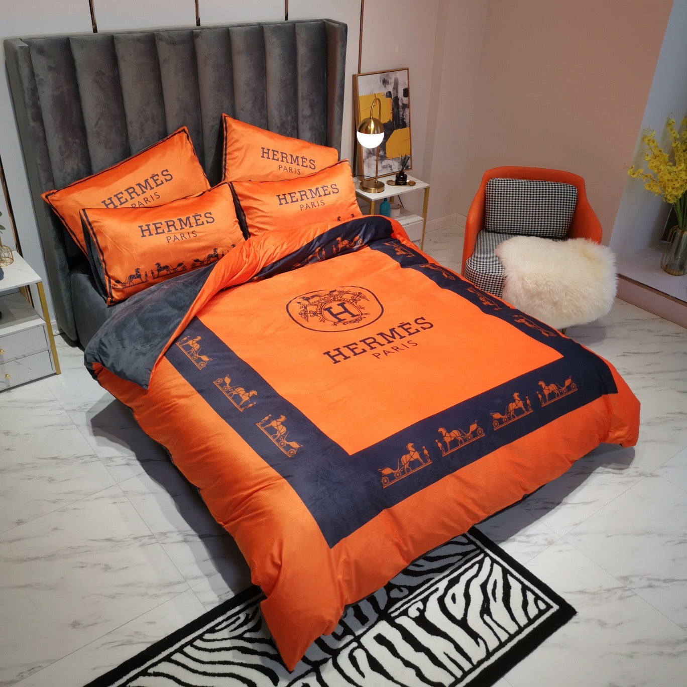 Hermes Classic Orange Black Luxury Branded Logo Design Bed Sheet Crystal Velvet 4 Pieces Bedding Set