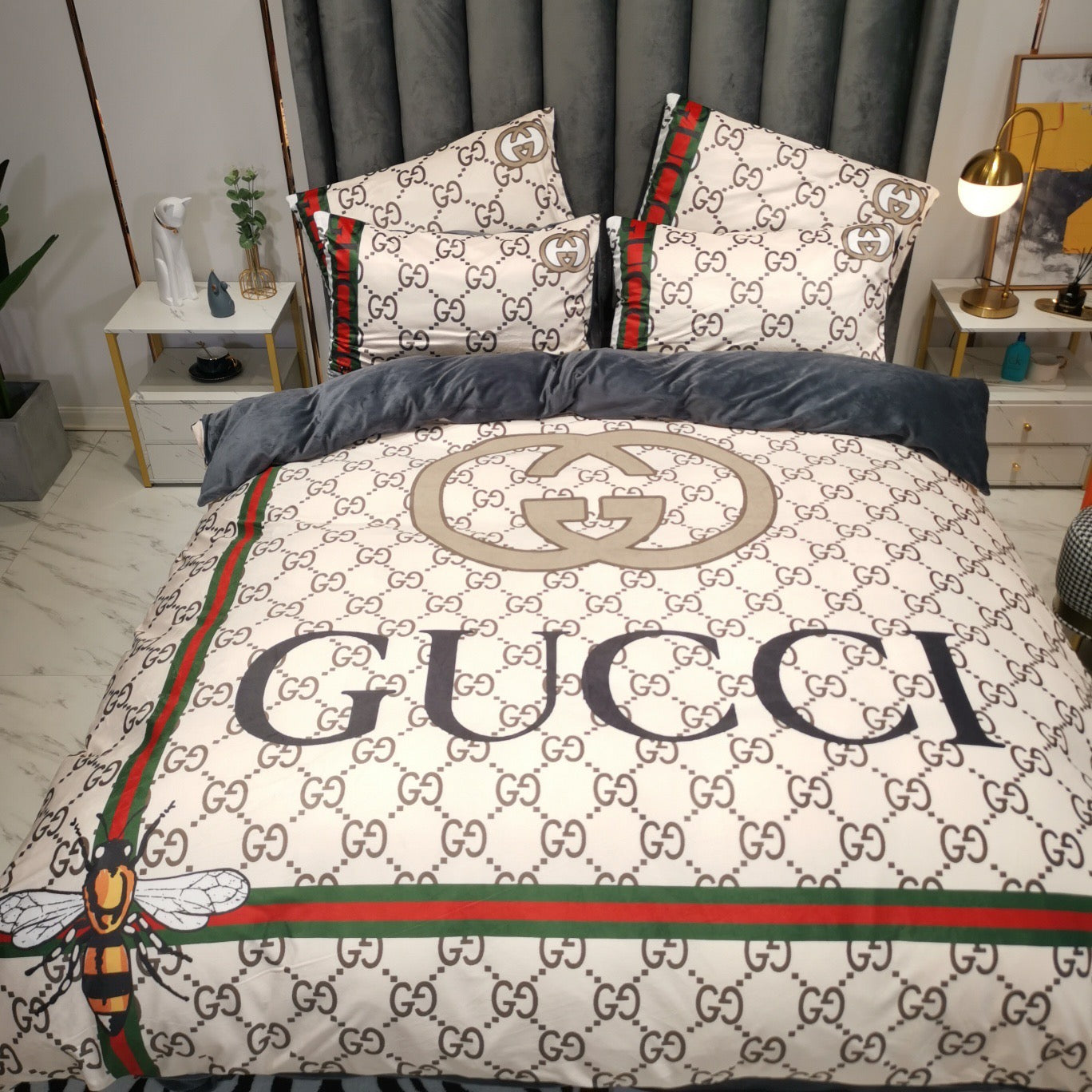 Gucci Double G Logo Design Bed Sheet Luxury Branded Crystal Velvet 4 Pieces Bedding Set