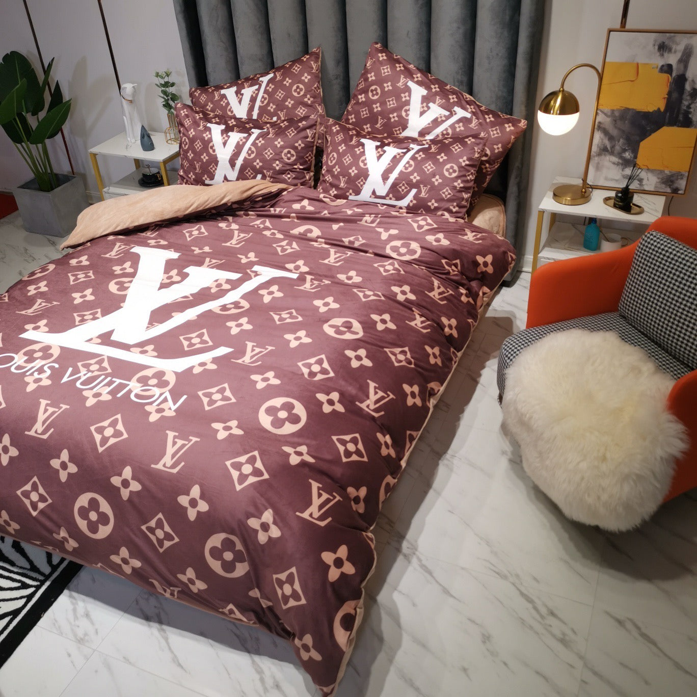 Classic Brown Louis Vuitton LV Luxury Brand Design Bed Sheet Crystal Velvet 4 Pieces Bedding Set