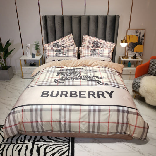 Classic Burberry Horse Rider Design Luxury Branded Logo Crystal Velvet Bedding Set