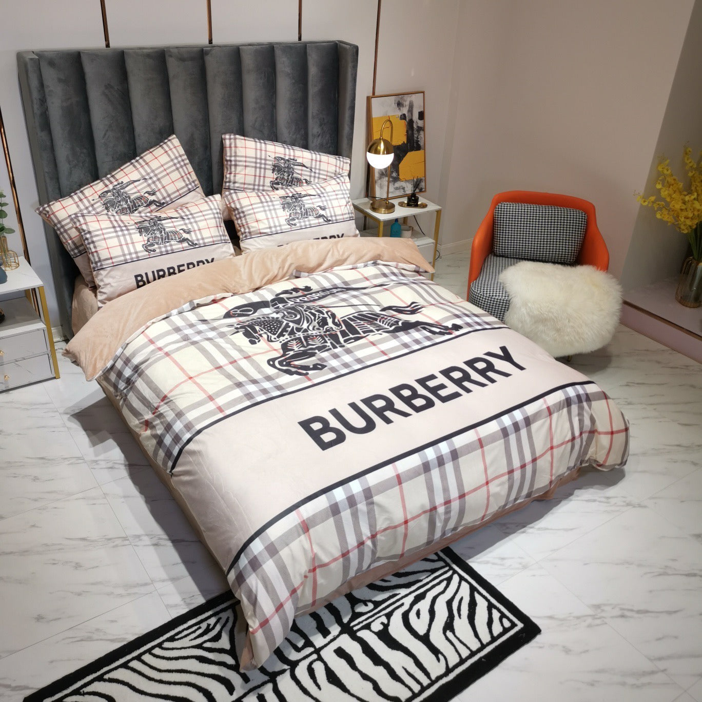 Classic Burberry Horse Rider Design Luxury Branded Logo Crystal Velvet Bedding Set