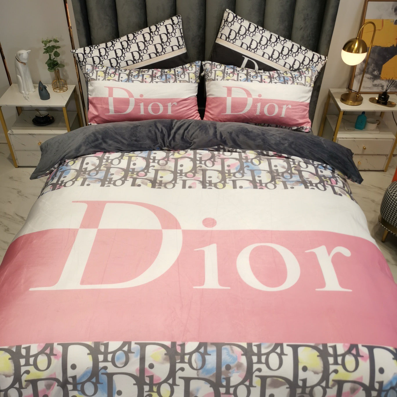 Luxury Branded Pink Christian Dior Logo Bed Sheet Crystal Velvet 4 Pieces Bedding Set