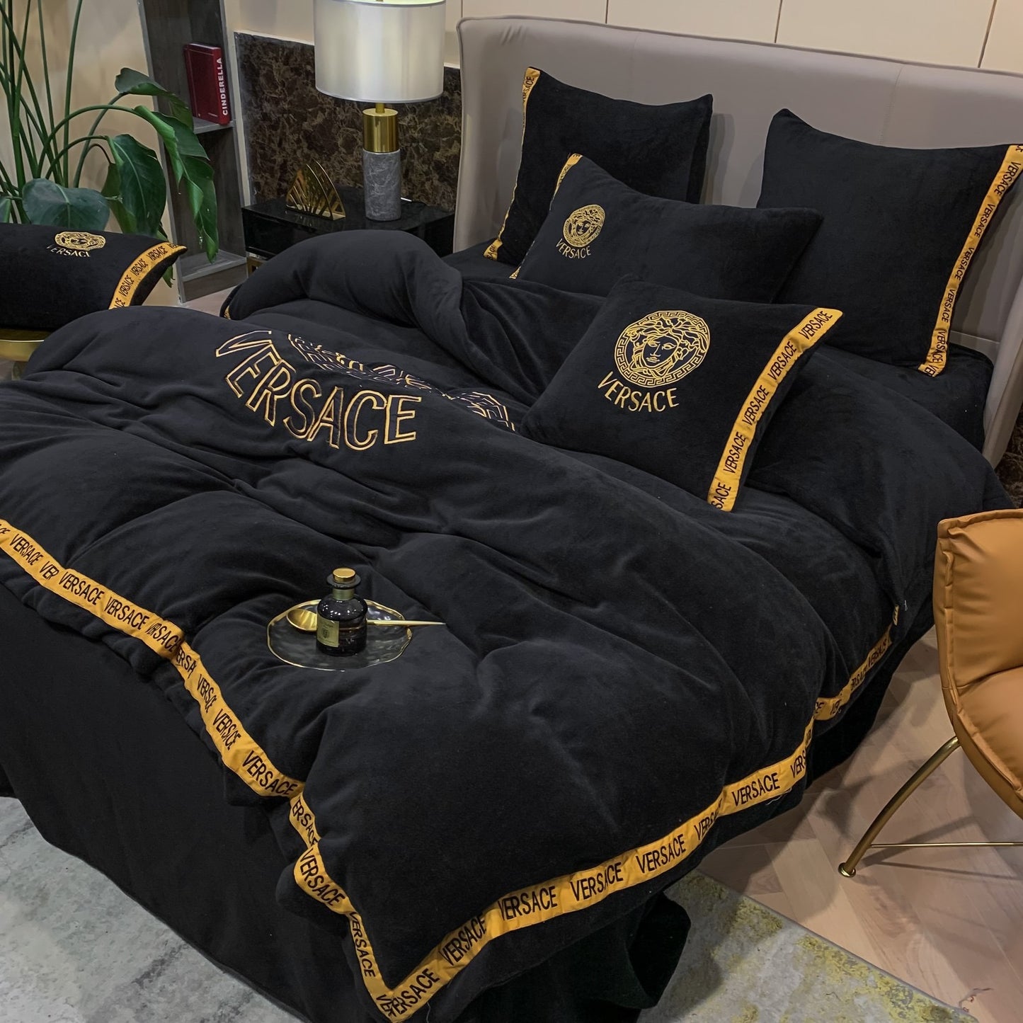 Versace Medusa Black Gold Milk Velvet Bedding Set