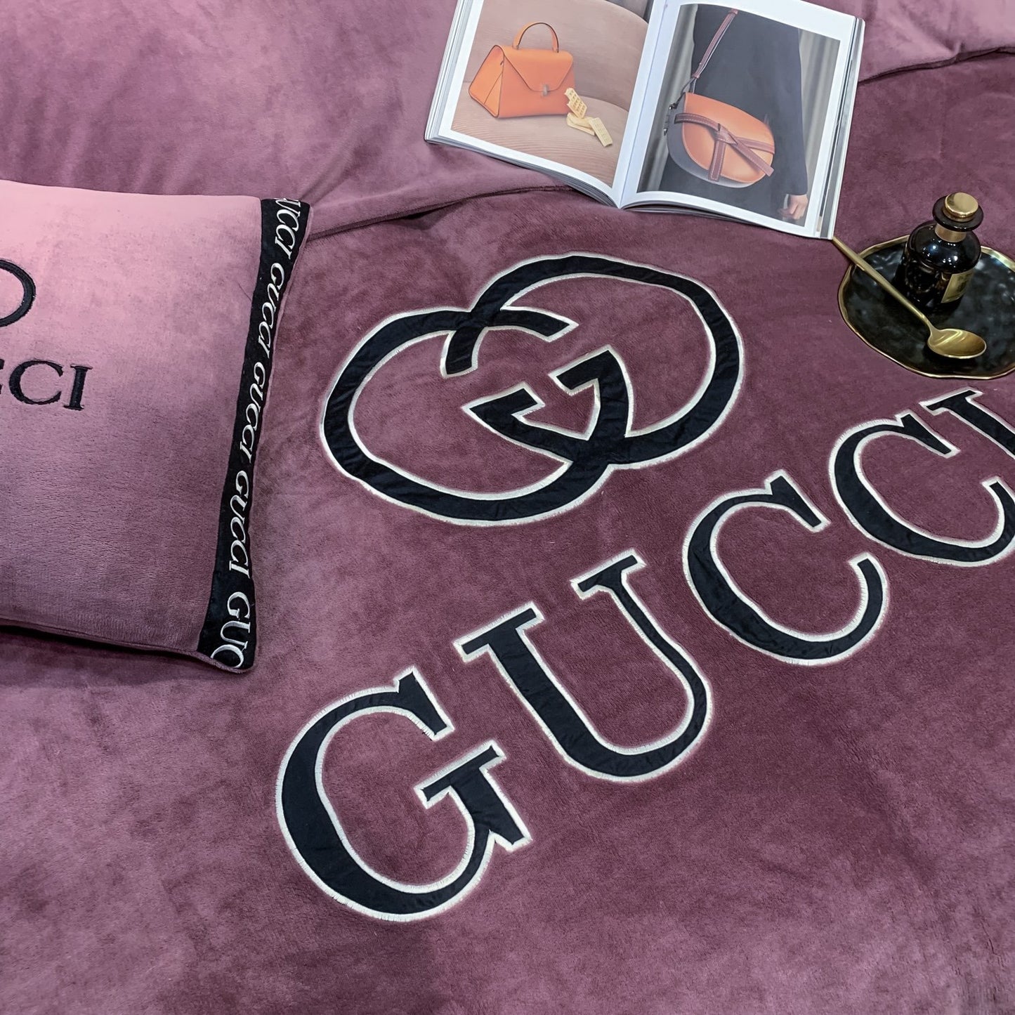 Plain Purple Gucci Logo Milk Velvet Bedding Set