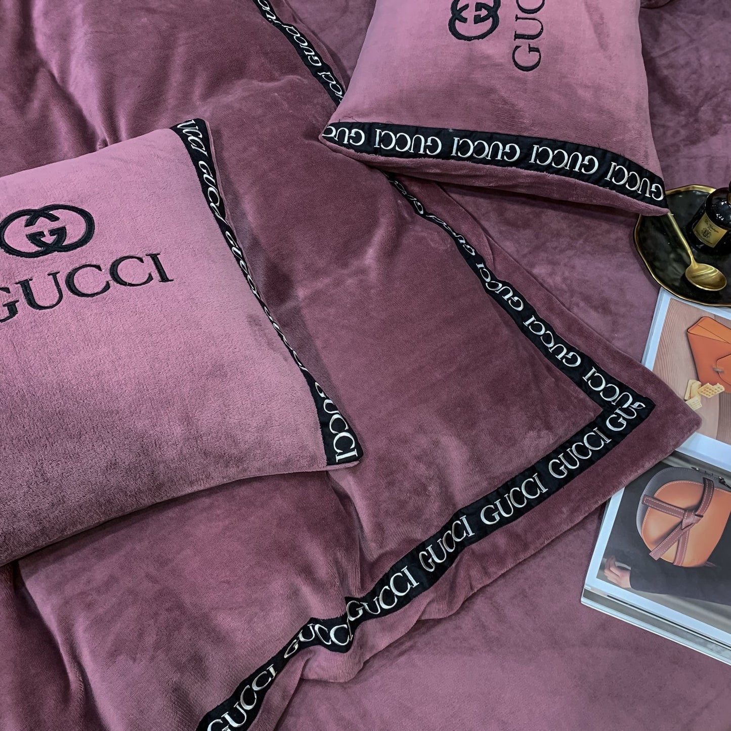 Plain Purple Gucci Logo Milk Velvet Bedding Set