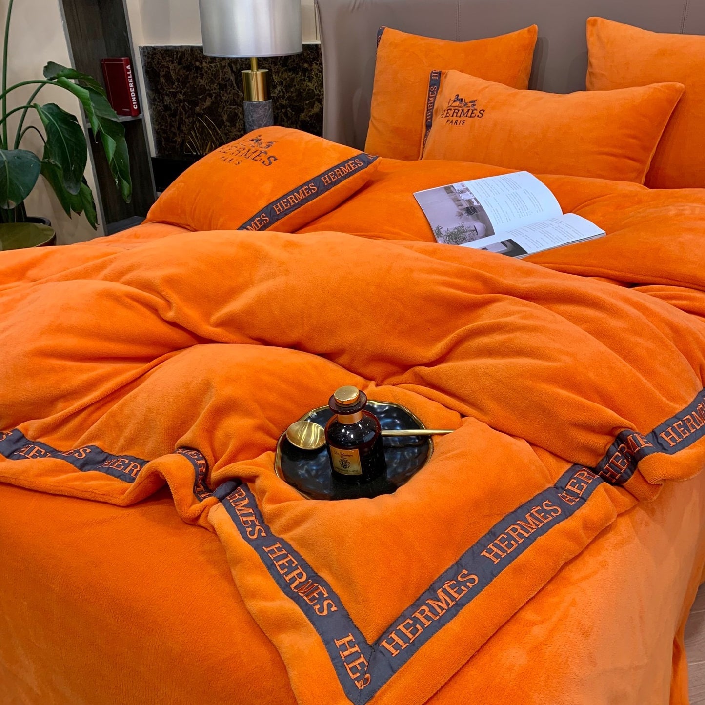 Classic Hermes Orange Milk Velvet Bedding Set