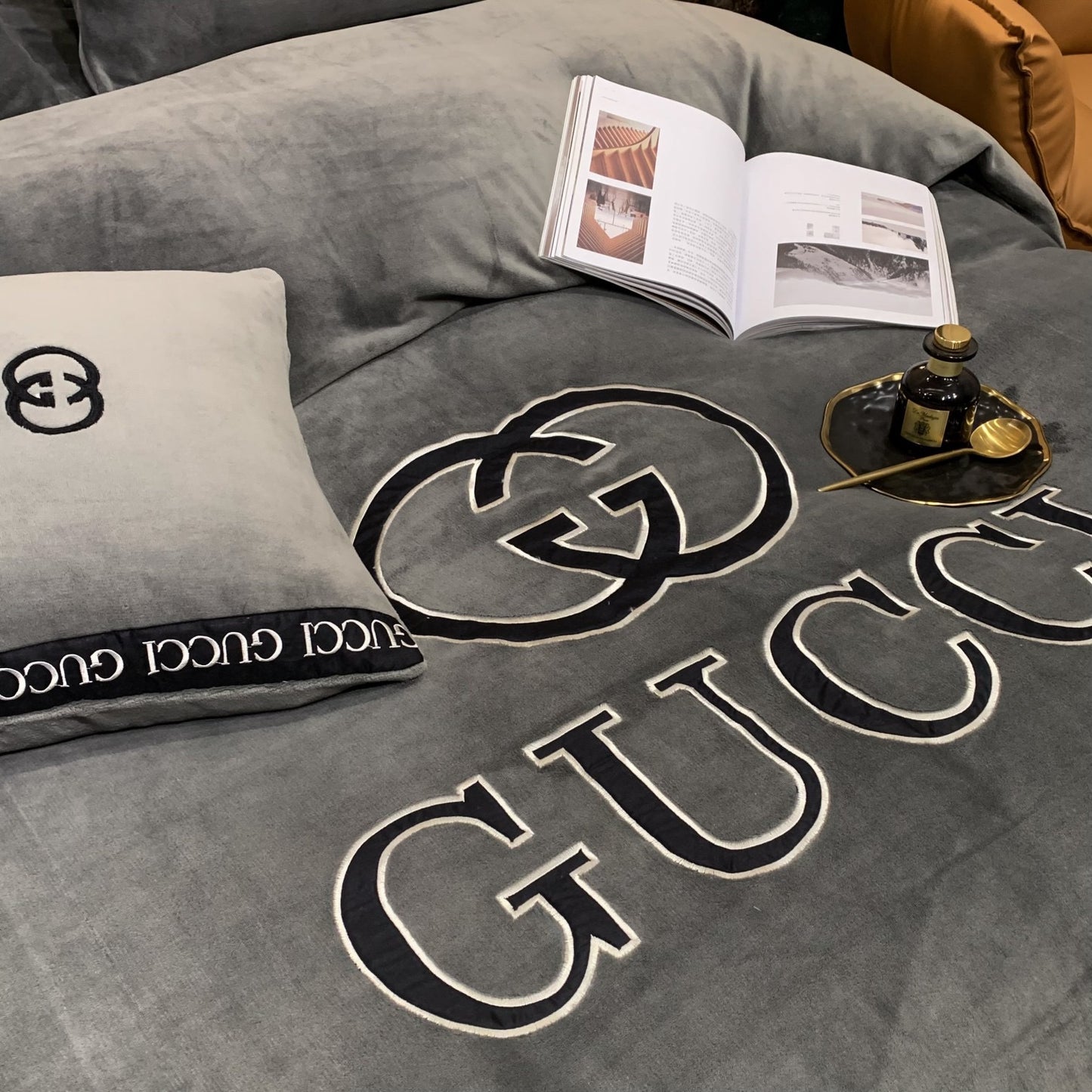 Plain Grey Gucci Logo Milk Velvet Bedding Set