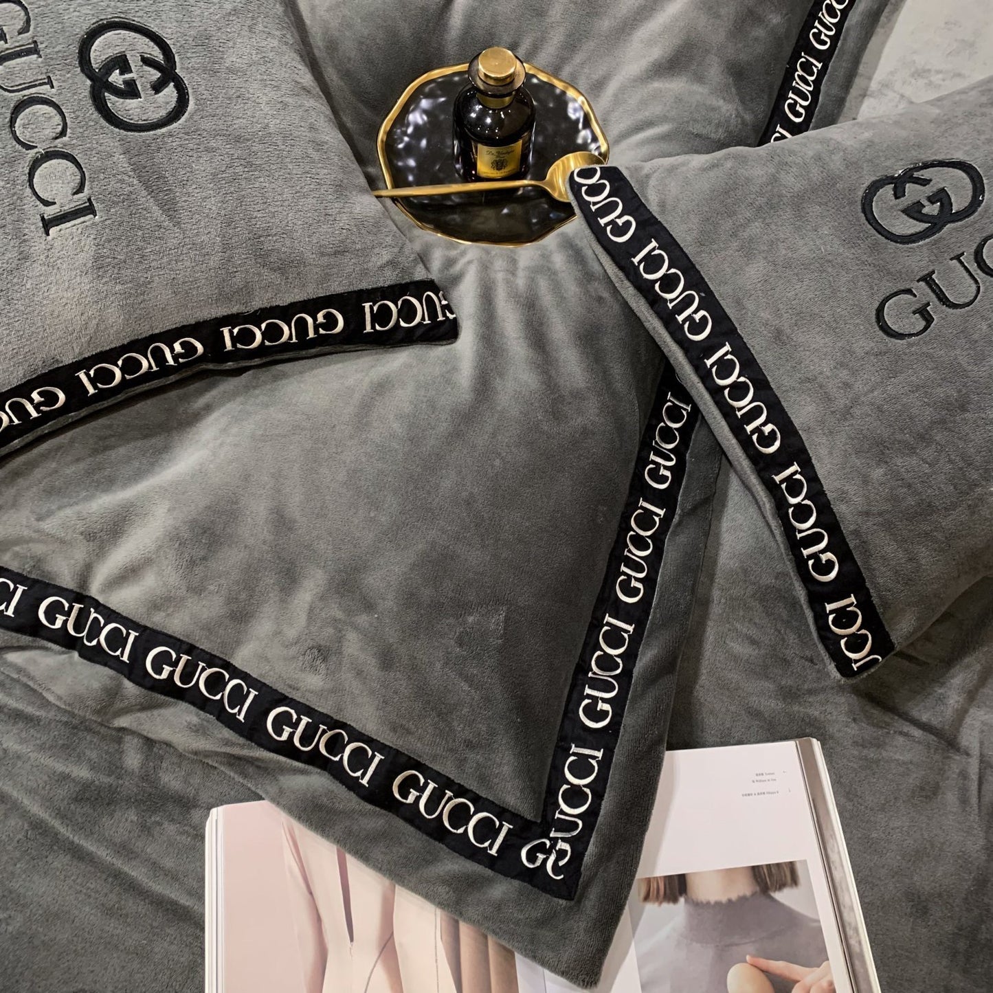 Plain Grey Gucci Logo Milk Velvet Bedding Set