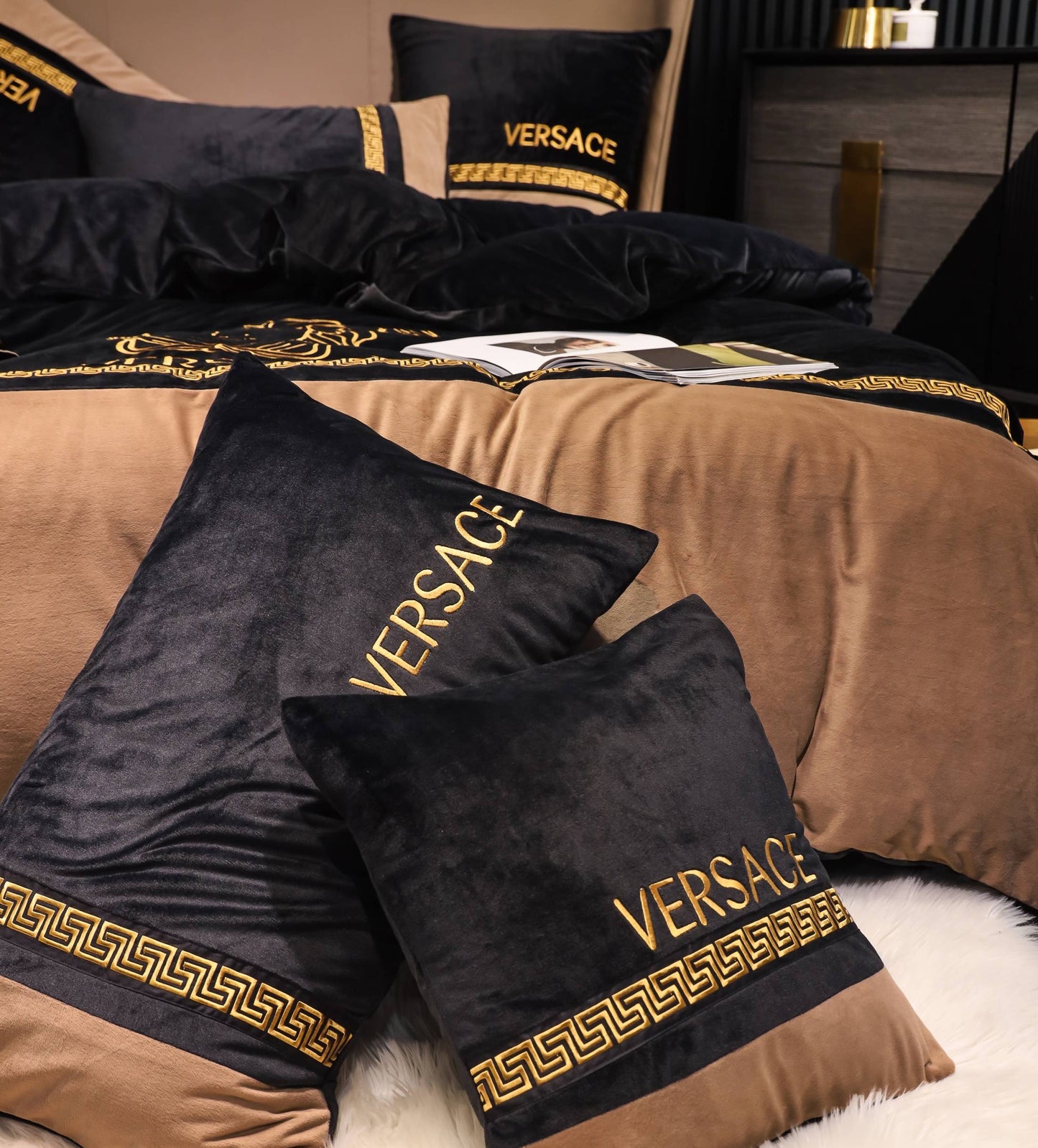 Luxury Black Gold Versace Medusa Milk Velvet Bedding Set