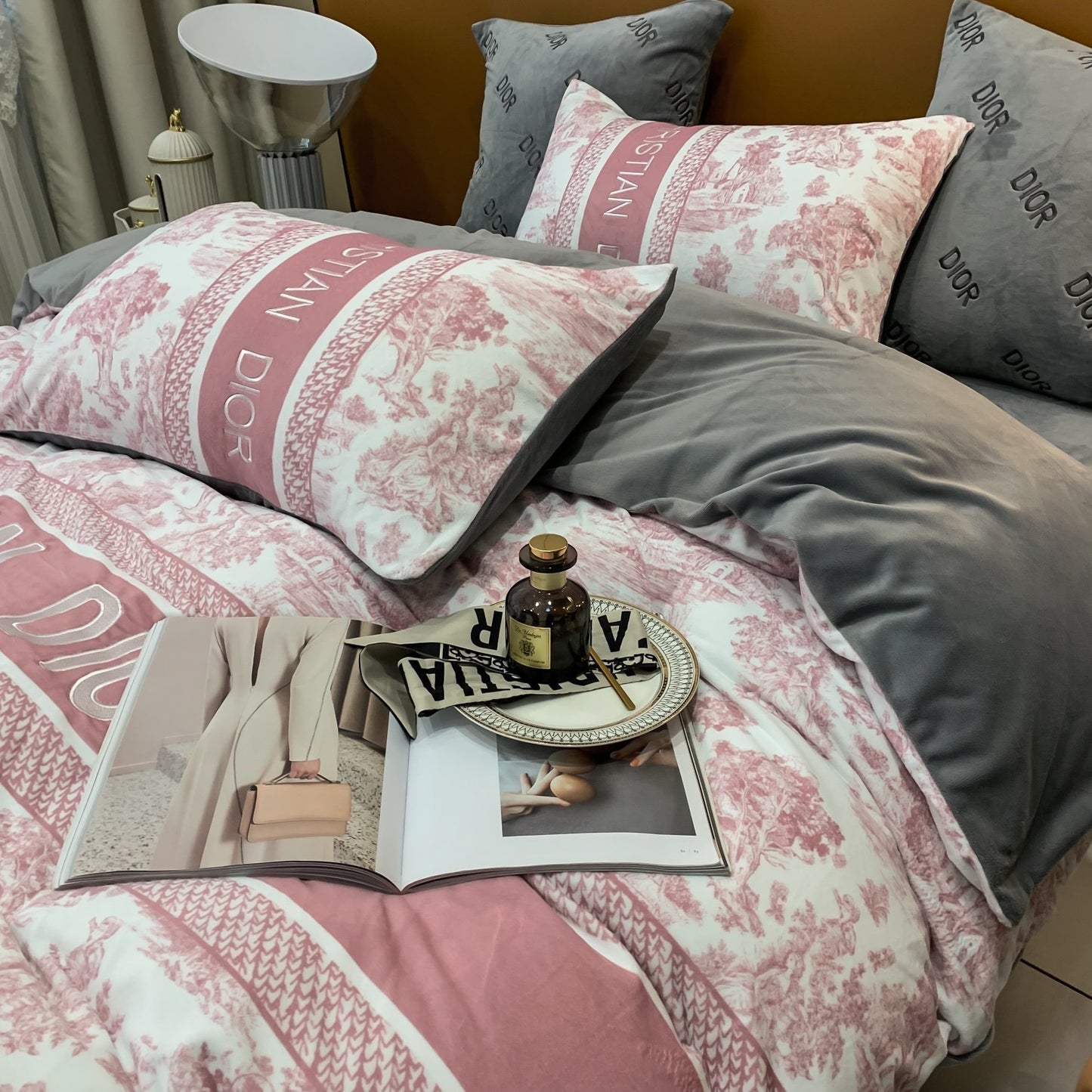 Pinky Christian Dior Milk Velvet Bedding Set