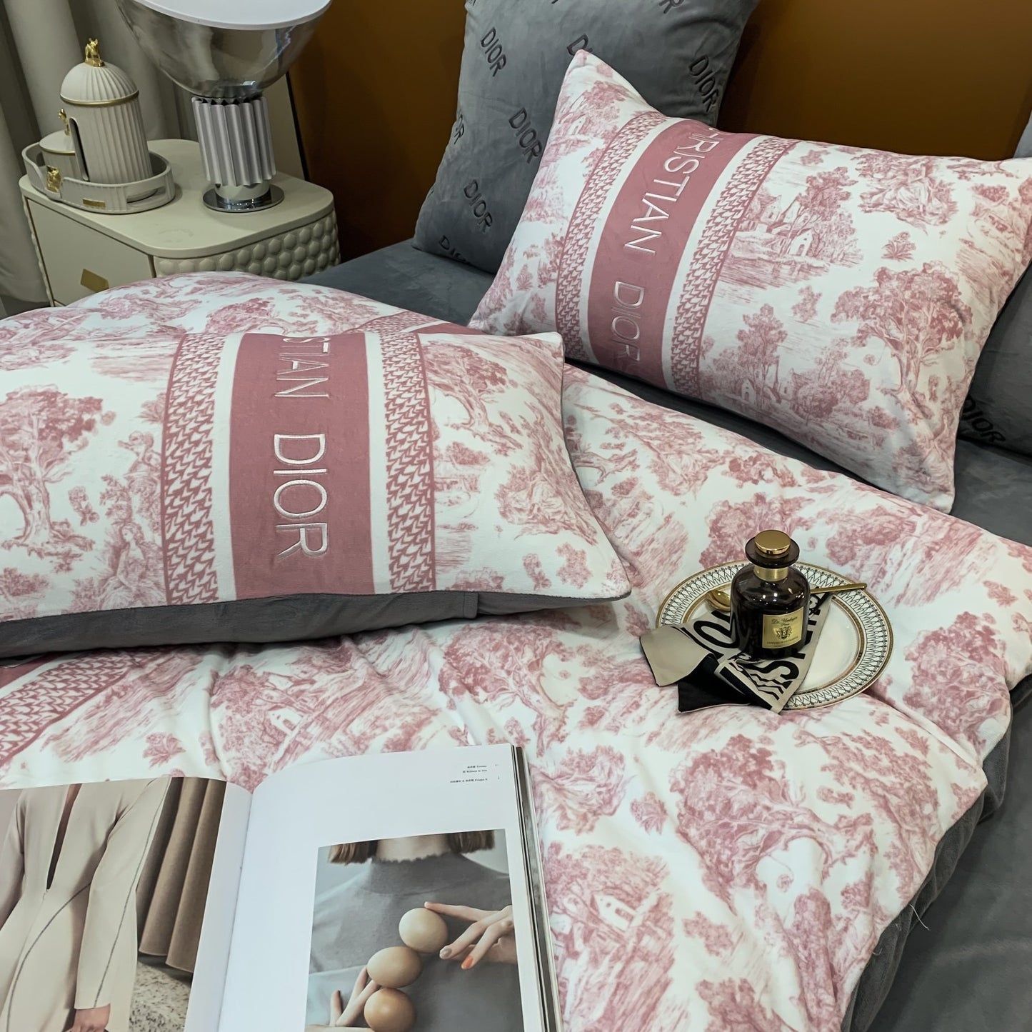 Pinky Christian Dior Milk Velvet Bedding Set