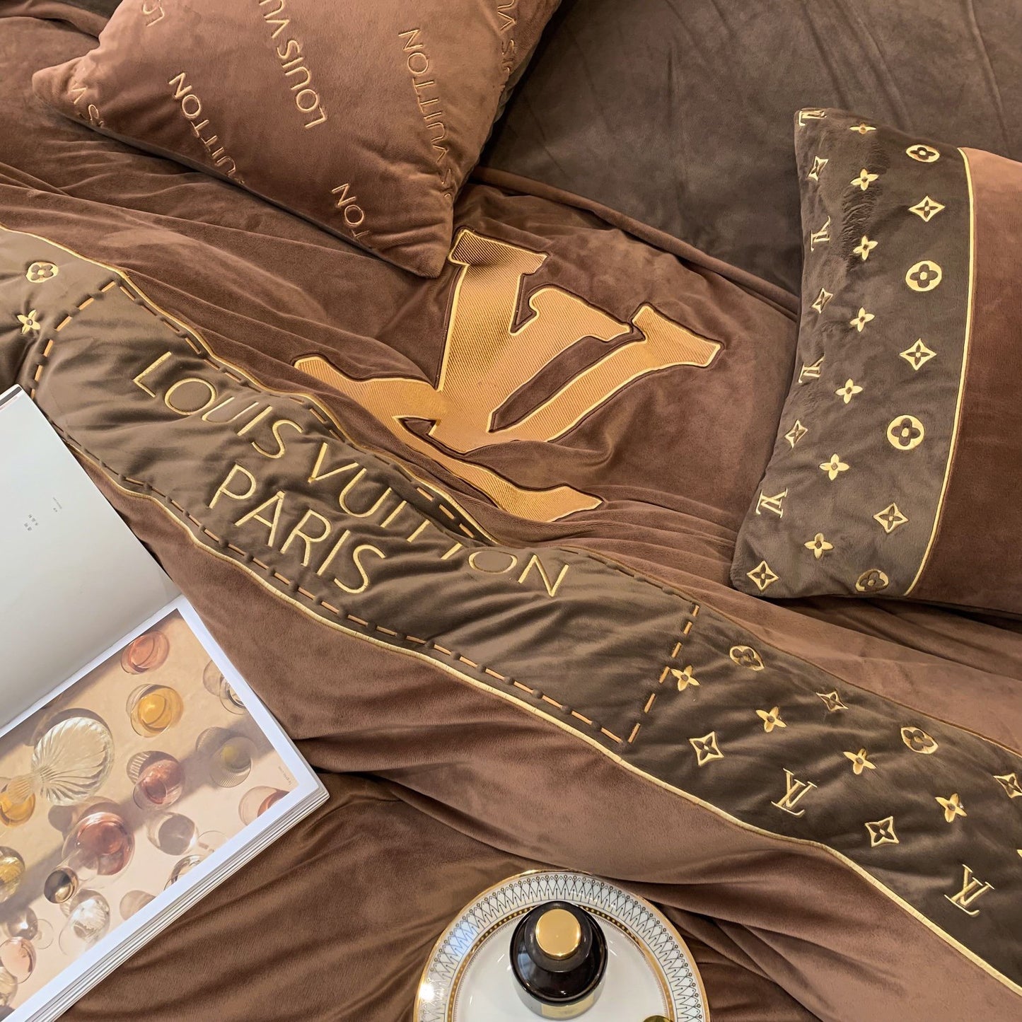 Louis Vuitton Brown Milk Velvet LV Bedding Set