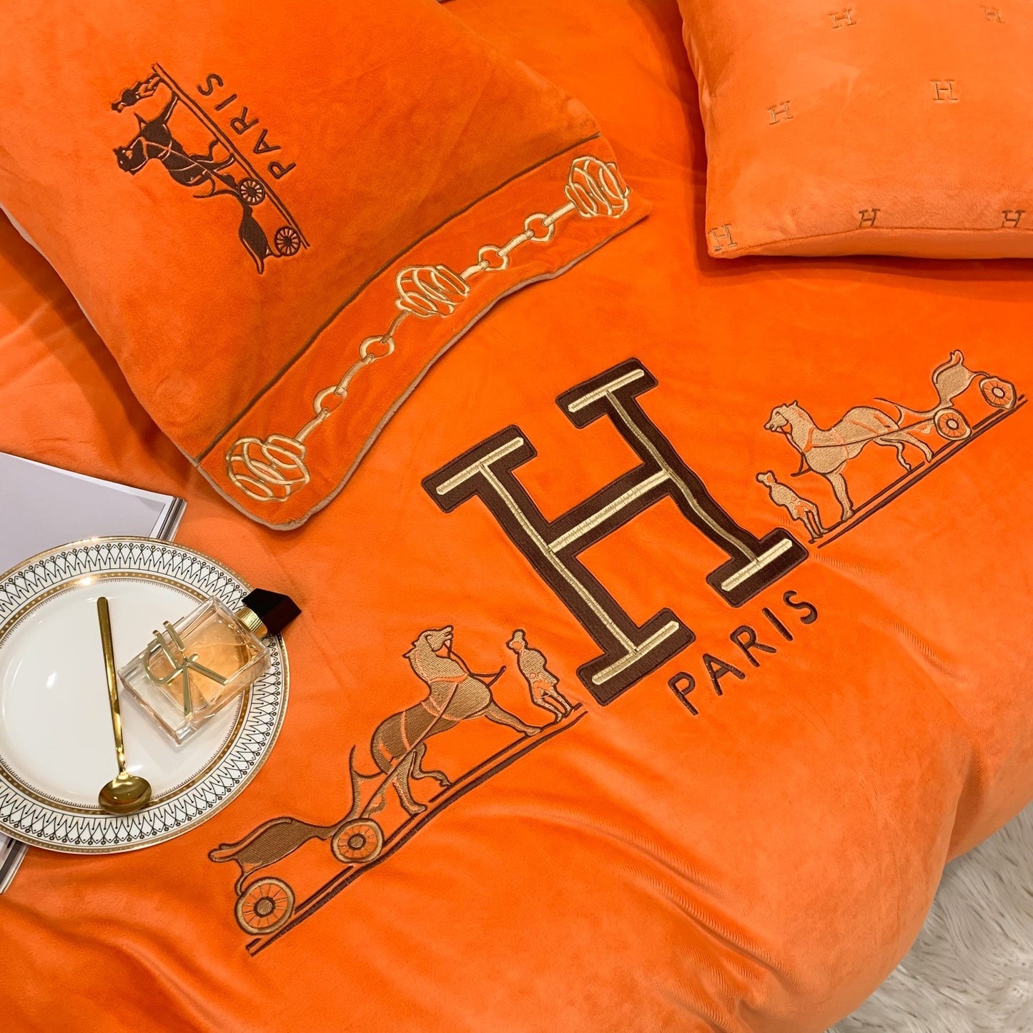 Classic Orange Hermes Big H Logo Milk Velvet Bedding Set