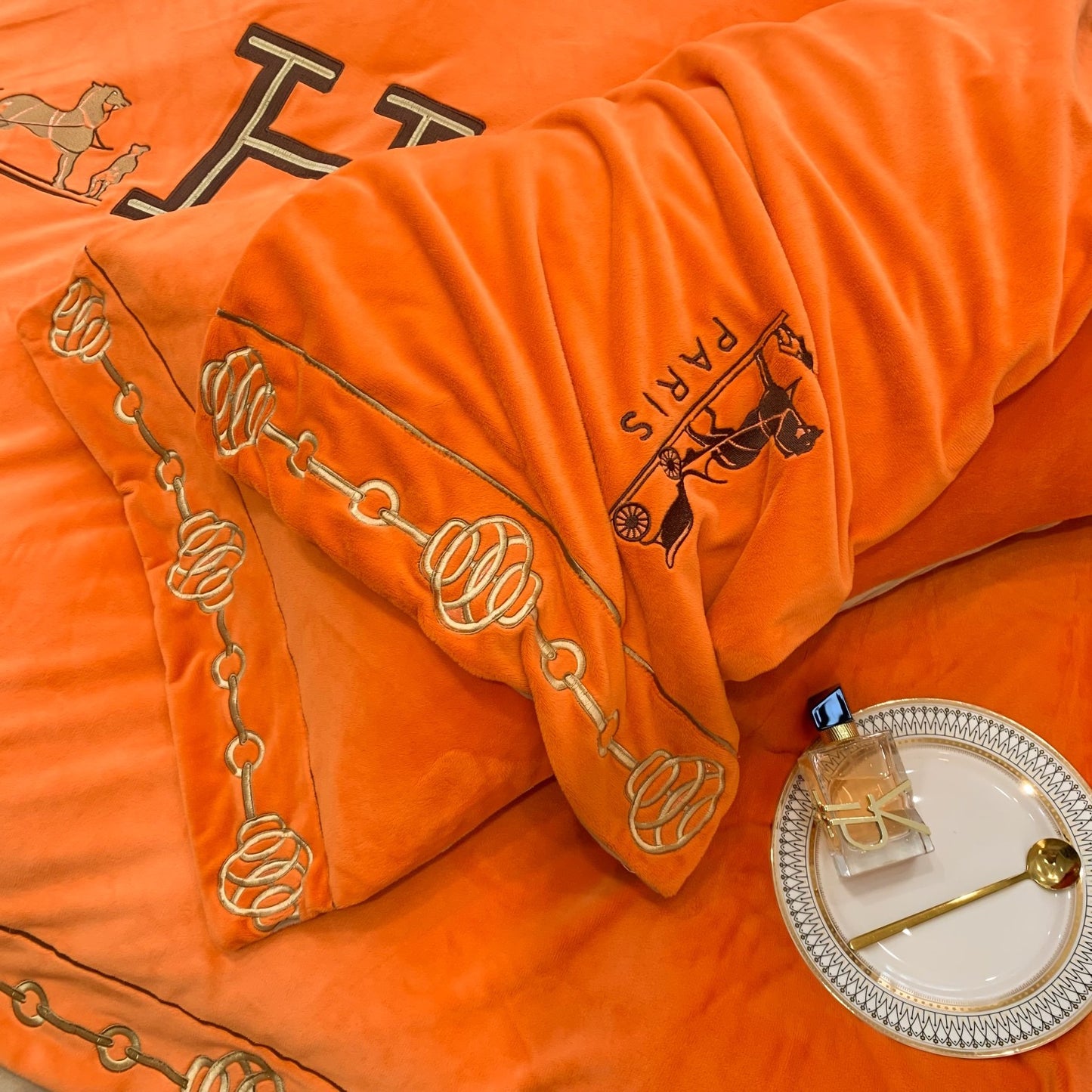 Classic Orange Hermes Big H Logo Milk Velvet Bedding Set