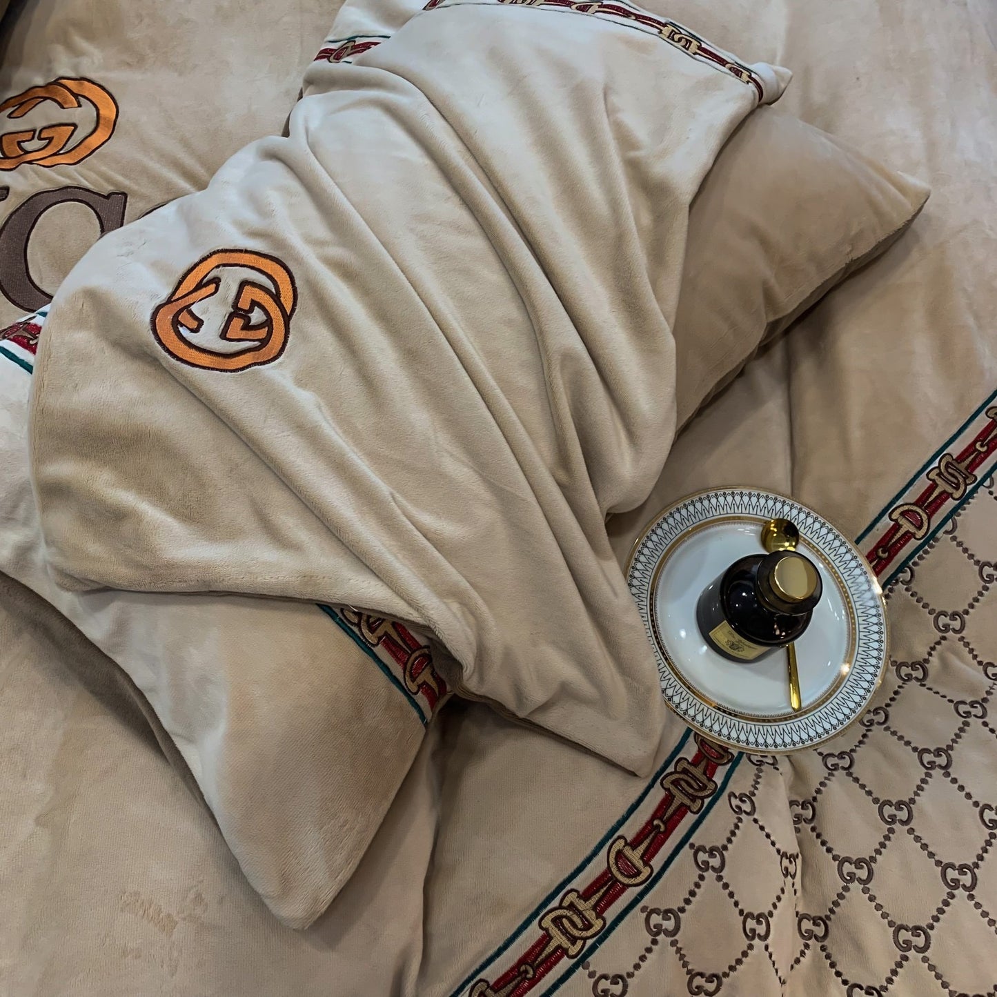 Gucci Brown Milk Velvet Bedding Set