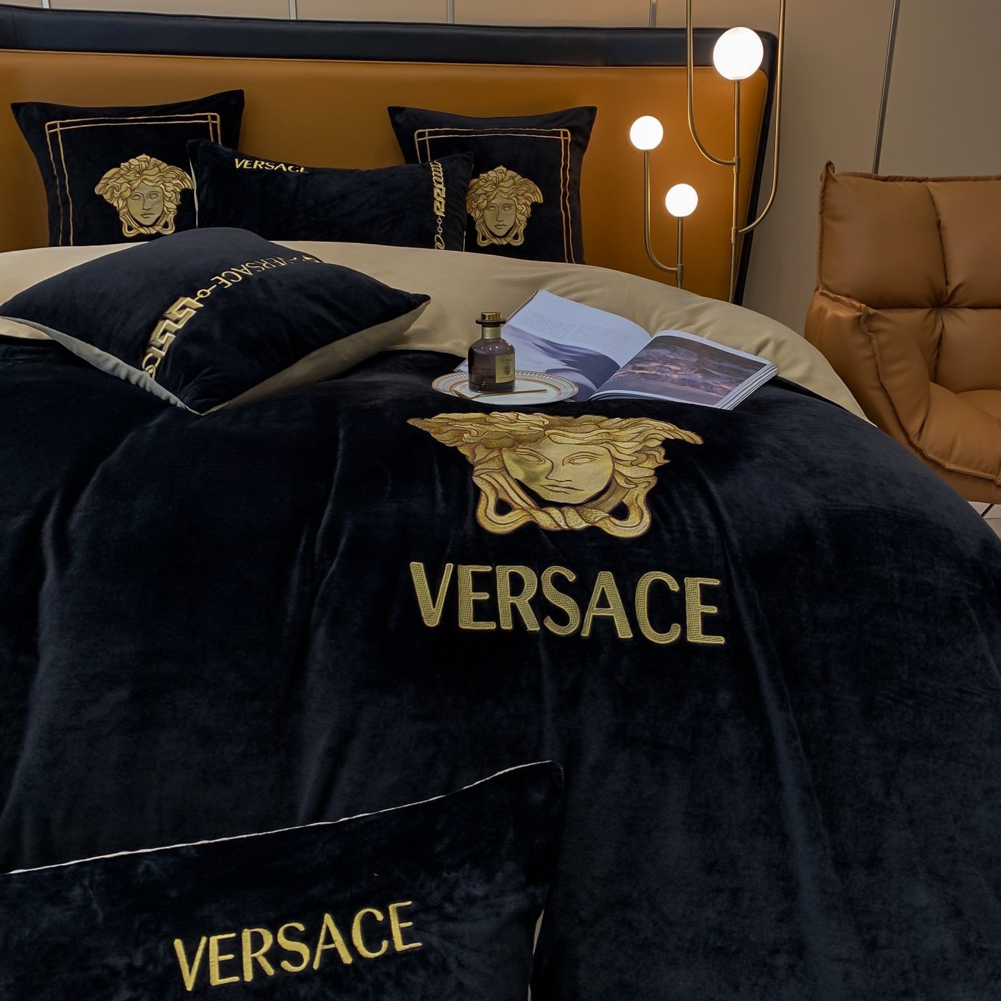 Classic Medusa Design Versace Milk Velvet Bedding Set