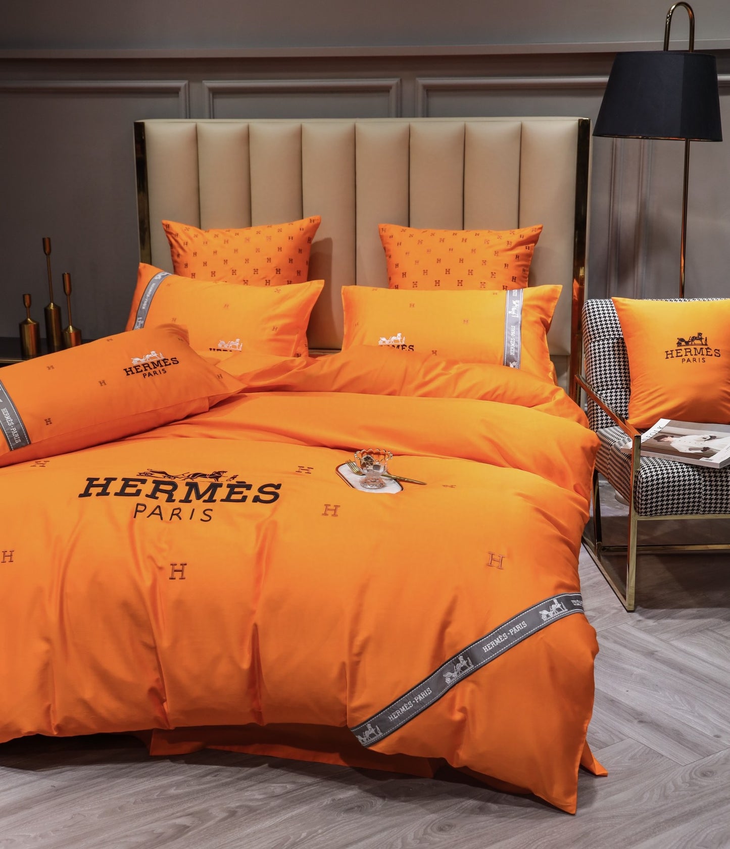 Luxury Branded Logo Hermes Design Bed Sheet Egyptian Cotton 4 Pieces Bedding Set