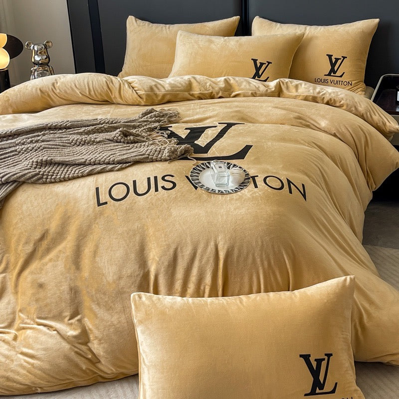 Plain Yellow Bed Sheet Black Louis Vuitton LV Luxury Branded Logo Crystal Velvet Bedding Set