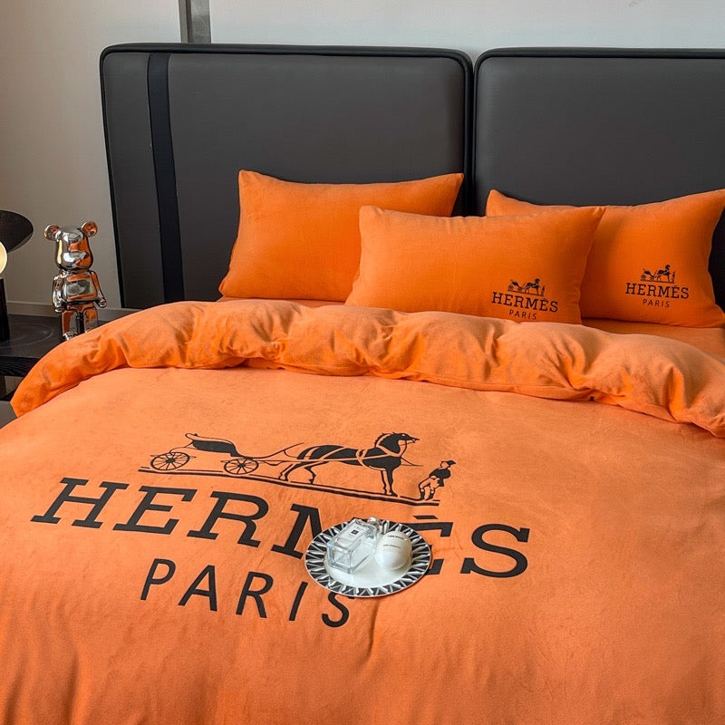 Classic Hermes Orange Design Plain Logo Crystal Velvet Luxury Branded Bedding Set