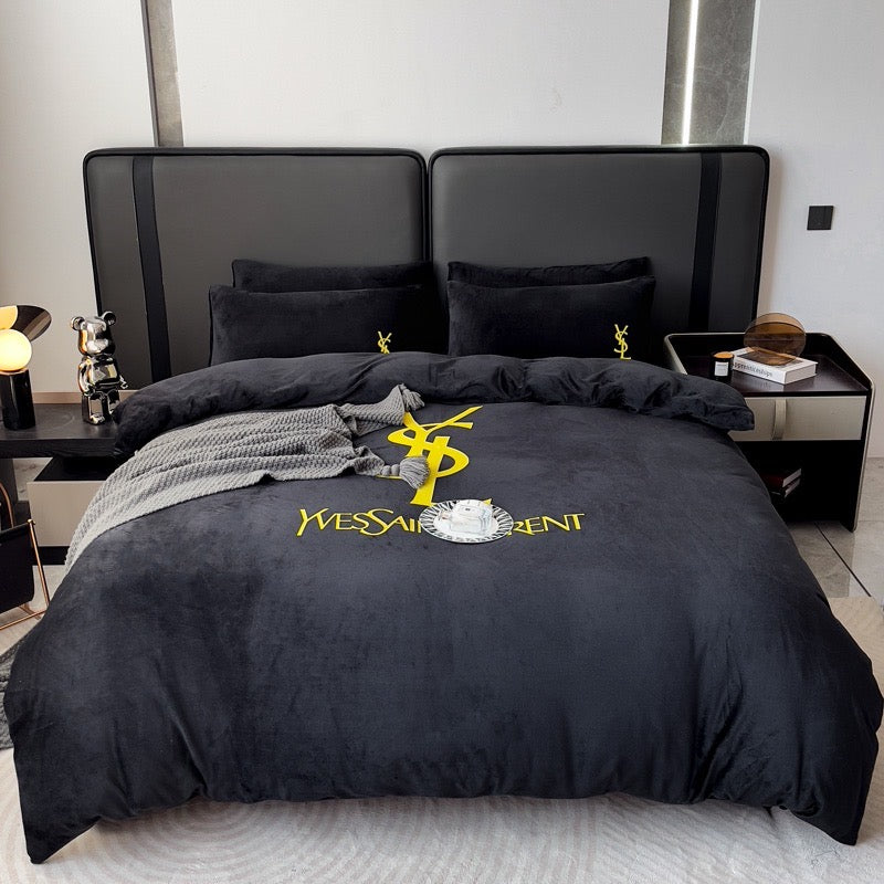 Yves Saint Laurent YSL Black Gold Plain Luxury Branded Logo Design Crystal Velvet Bedding Set