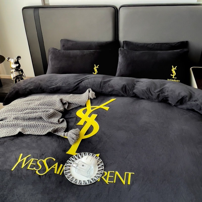 Yves Saint Laurent YSL Black Gold Plain Luxury Branded Logo Design Crystal Velvet Bedding Set