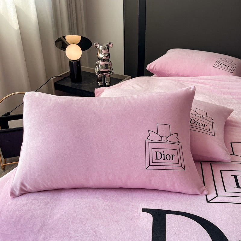 Plain Pink Luxury Branded Logo Christian Dior Design Crystal Velvet Bedding Set