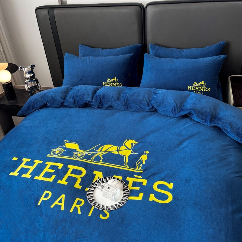 Dark Blue Plain Colour Crystal Velvet Yellow Hermes Luxury Branded Logo Bedding Set