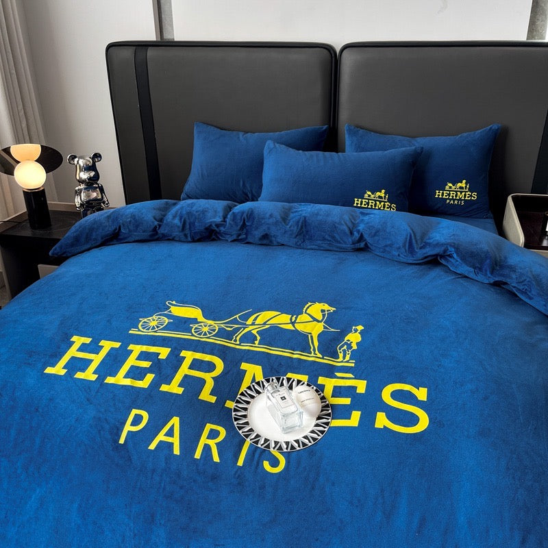 Dark Blue Plain Colour Crystal Velvet Yellow Hermes Luxury Branded Logo Bedding Set