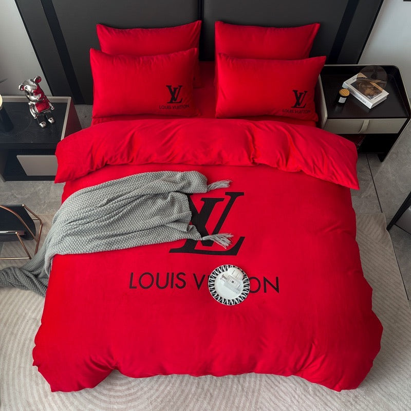 Plain Red Colour Bed Sheet Louis Vuitton LV Luxury Branded Logo Design Crystal Velvet Bedding Set