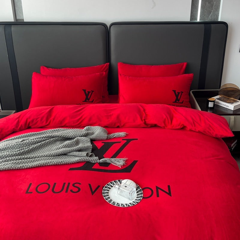 Plain Red Colour Bed Sheet Louis Vuitton LV Luxury Branded Logo Design Crystal Velvet Bedding Set