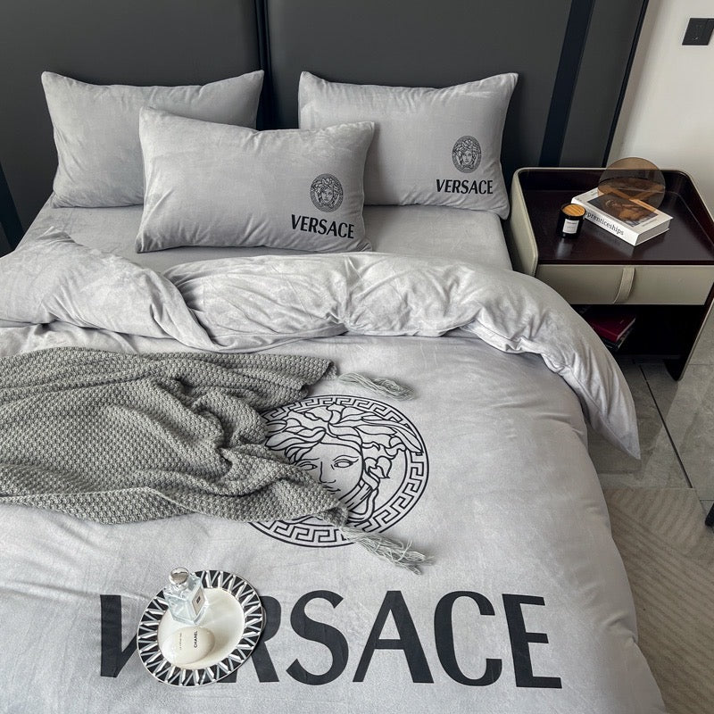 Versace Medusa Plain Grey Colour Bed Sheet Design Luxury Branded Logo Crystal Velvet Bedding Set